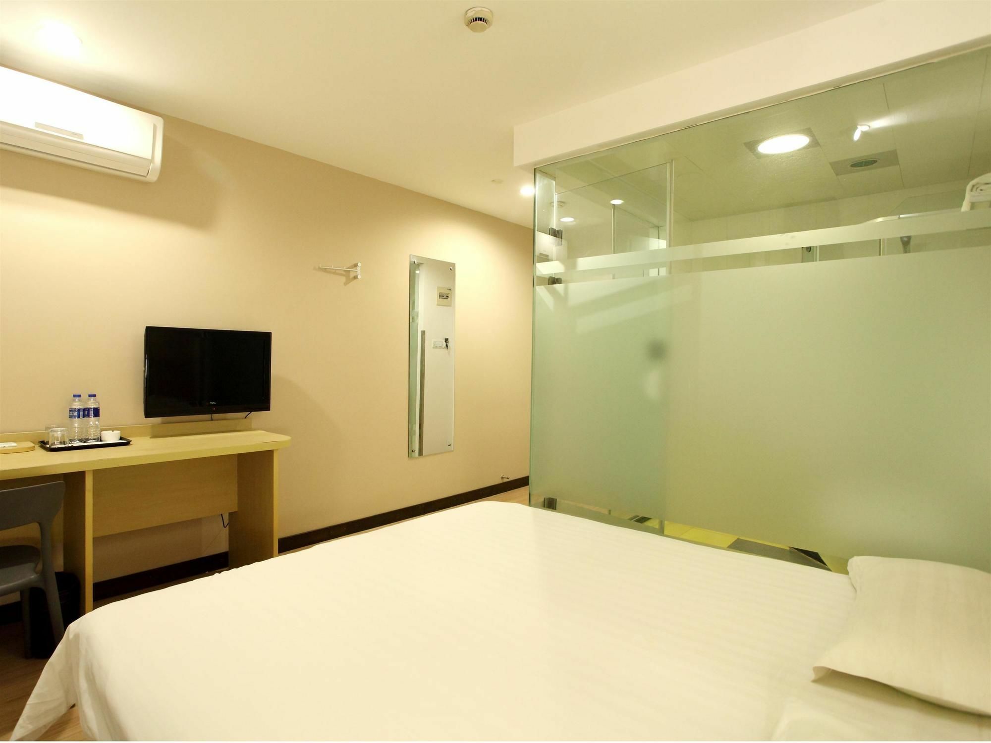 Weijing Express Hotel 창수 외부 사진